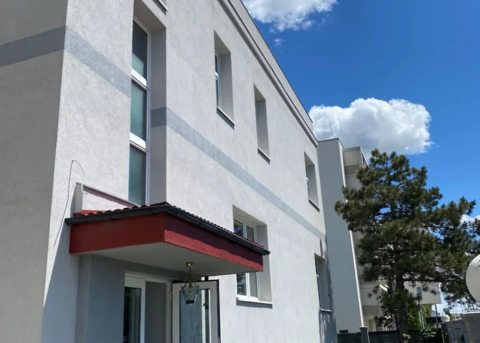 דירה Honiger Historic Townhouse Center 12min - Airport 11min וינה