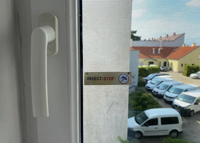 Honiger Historic Townhouse Center 12min - Airport 11min וינה