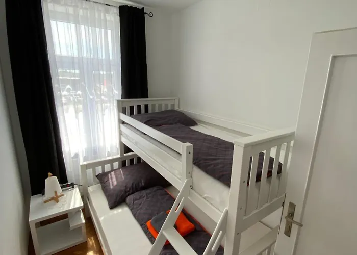 דירה Honiger Historic Townhouse Center 12min - Airport 11min וינה
